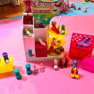 Lot of Shopkins Shoe Dazzle with all shoes shown